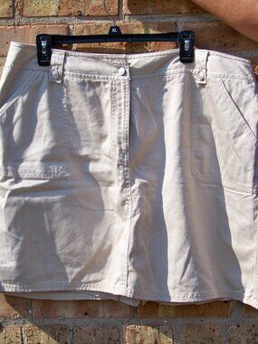 First Issue Women's Tan Skort, Size 18W